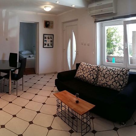 Apartment Melany Zengg Kültér fotó