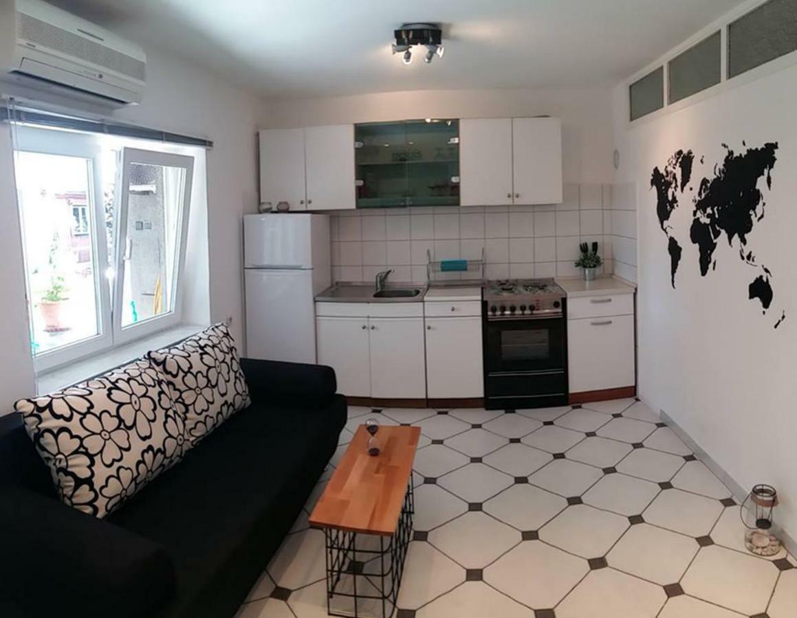 Apartment Melany Zengg Kültér fotó