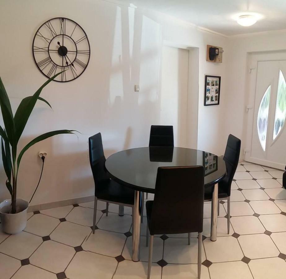 Apartment Melany Zengg Kültér fotó